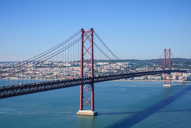 גשר 25 בפורטוגל